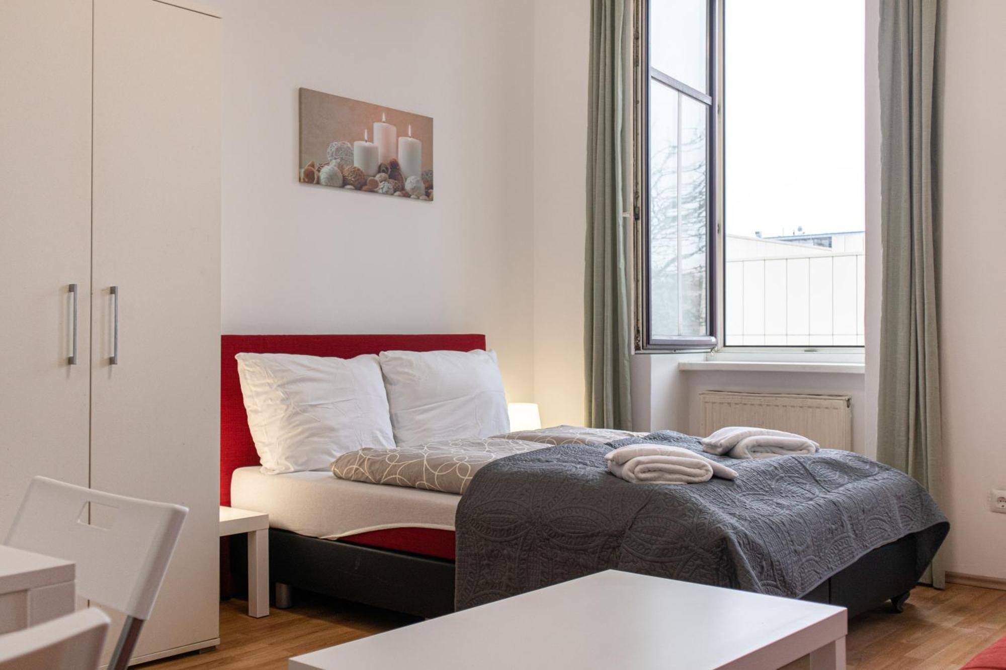 Appartement Homelike 2br Apt. @millenium Tower/danube River