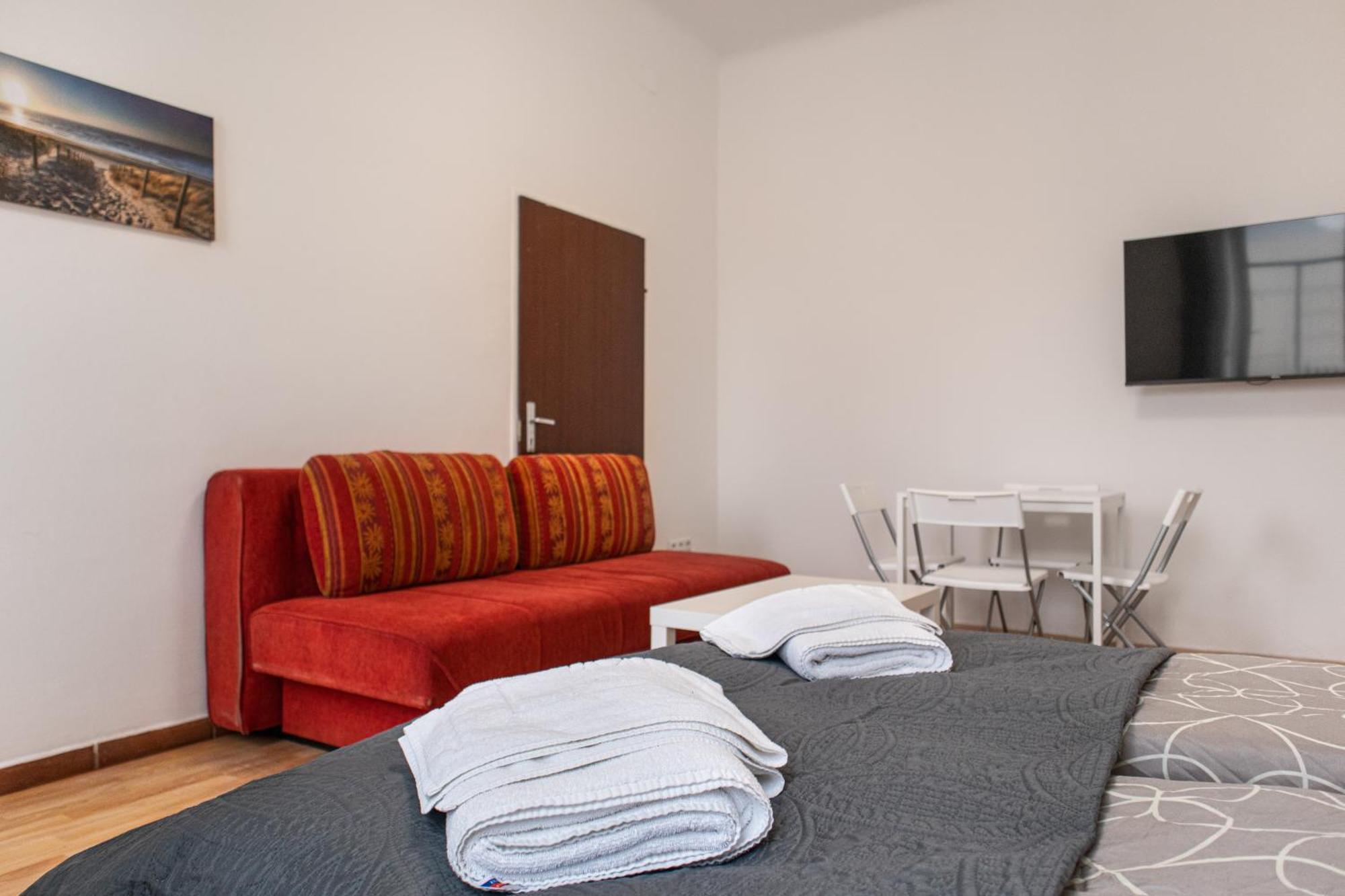 Homelike 2br Apt. @millenium Tower/danube River Wien